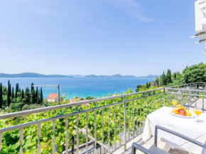 Apartments Cypress Sea Cove - Premium Studio Apartment with Balcony and Sea View A2